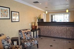 Hotel Summerfield Yosemite 2*